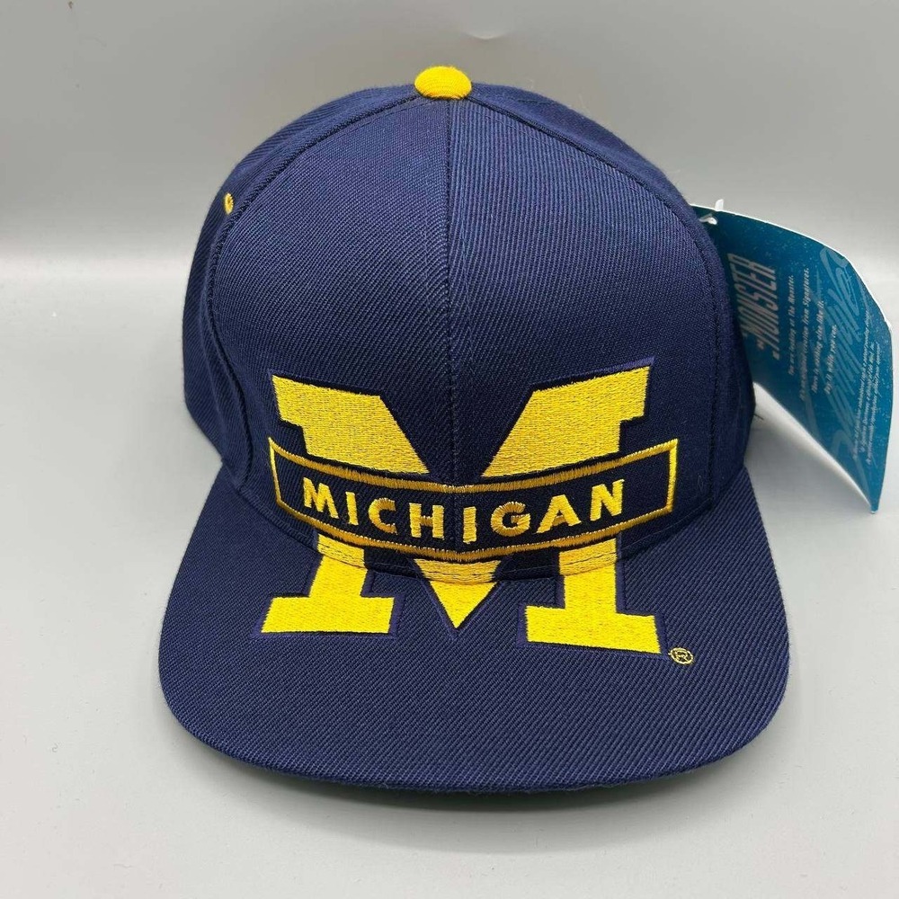 Vintage Michigan Wolverines Hat Men Big Logo Blockhead‎ Signatures Snap Back Cap